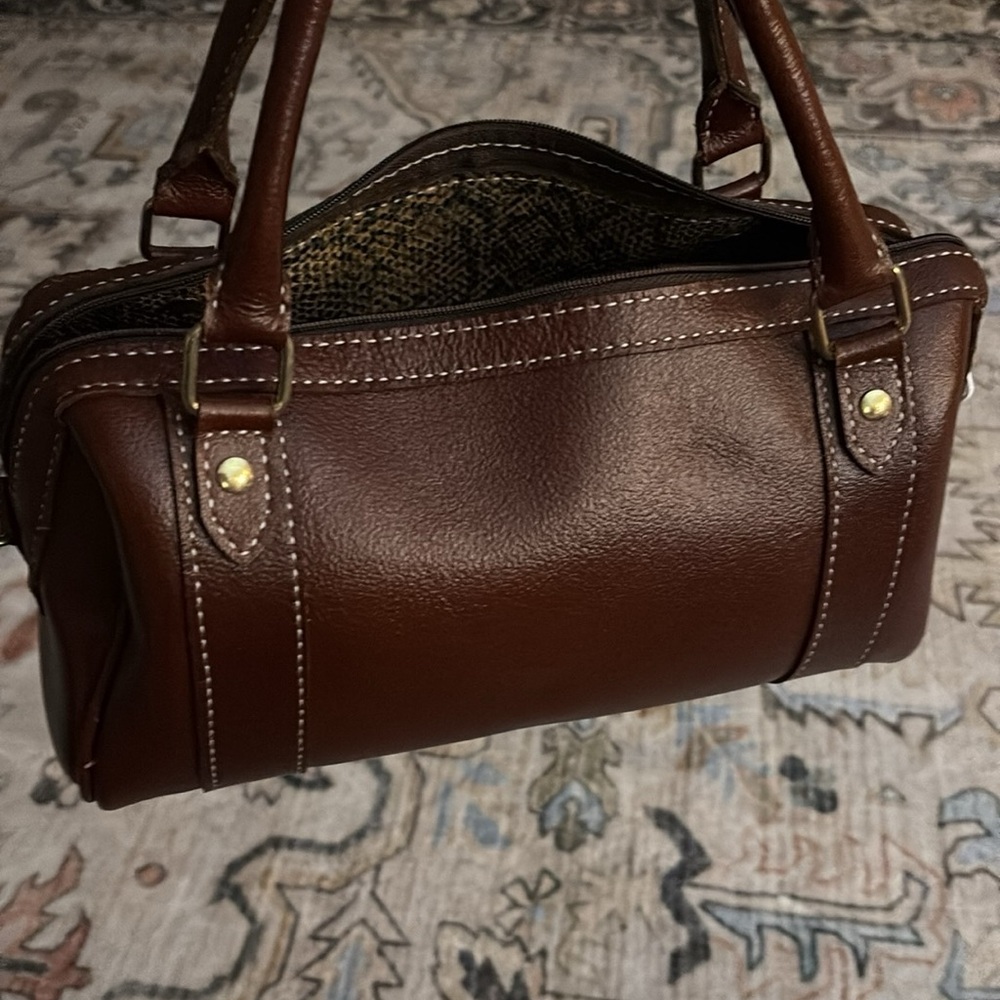 Handmade, genuine leather purse